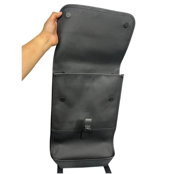 Rains Unsex Black  Backpack Mini main image 11